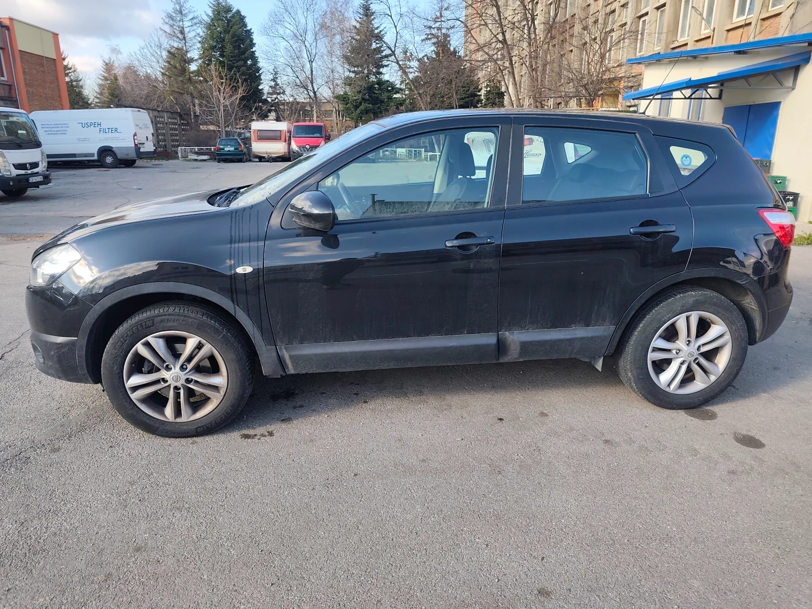 Nissan Qashqai 1.6 i navi - изображение 2
