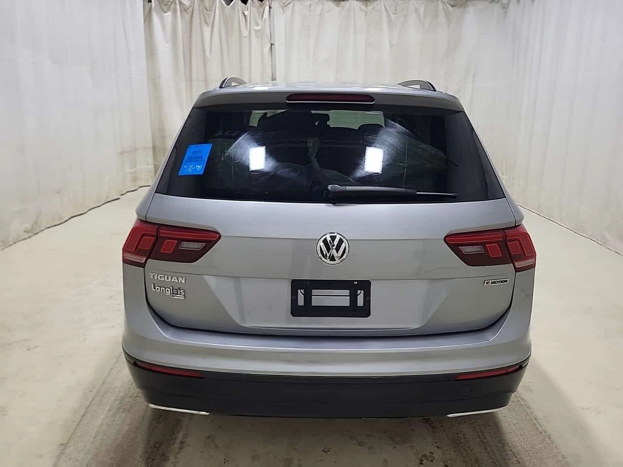 VW Tiguan  TRENDLINE * 2 КЛЮЧА* ПОДГРЕВИ* CARFAX *  - изображение 6