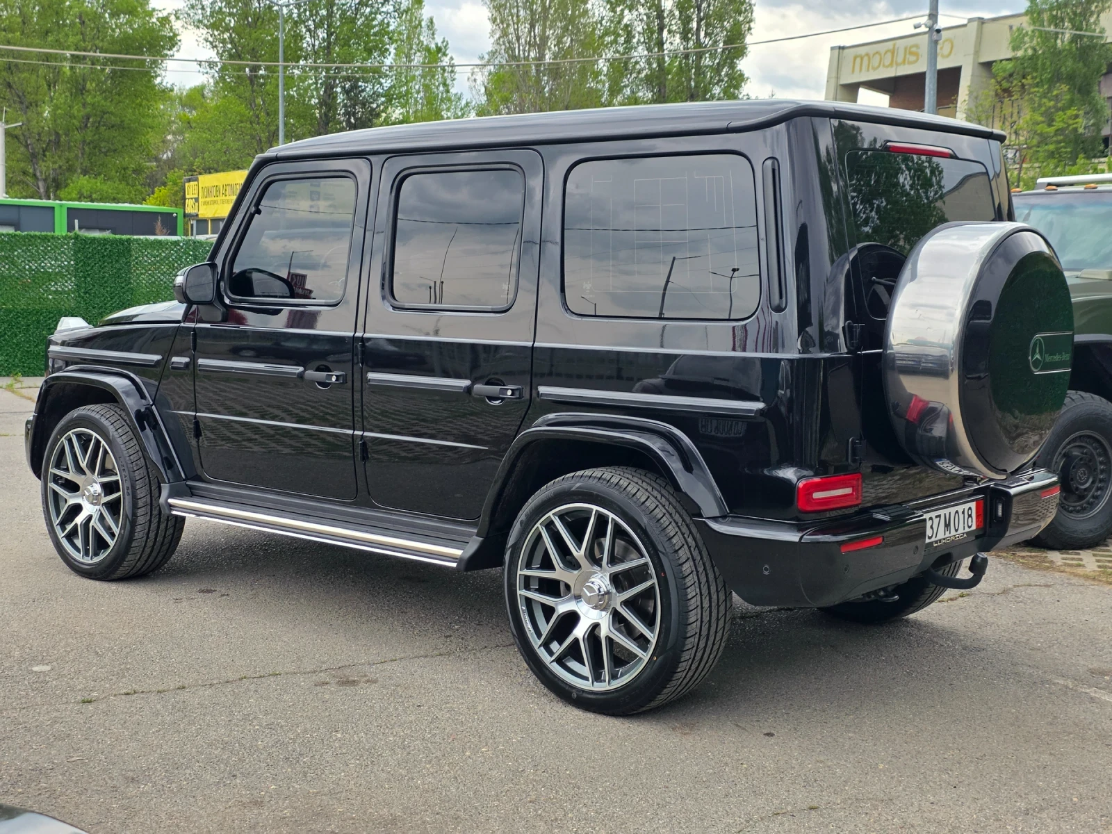 Mercedes-Benz G 350 AMG 22 БАРТЕР ЛИЗИНГ, снимка 9 - Автомобили и джипове - 54423445