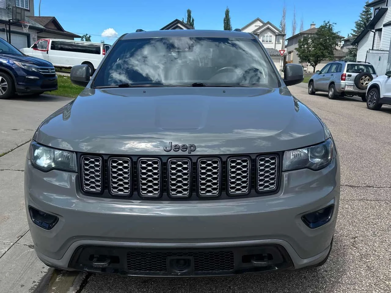 Jeep Grand cherokee * Altitude * CARFAX * ЦЕНА ДО БГ, снимка 4 - Автомобили и джипове - 55178872