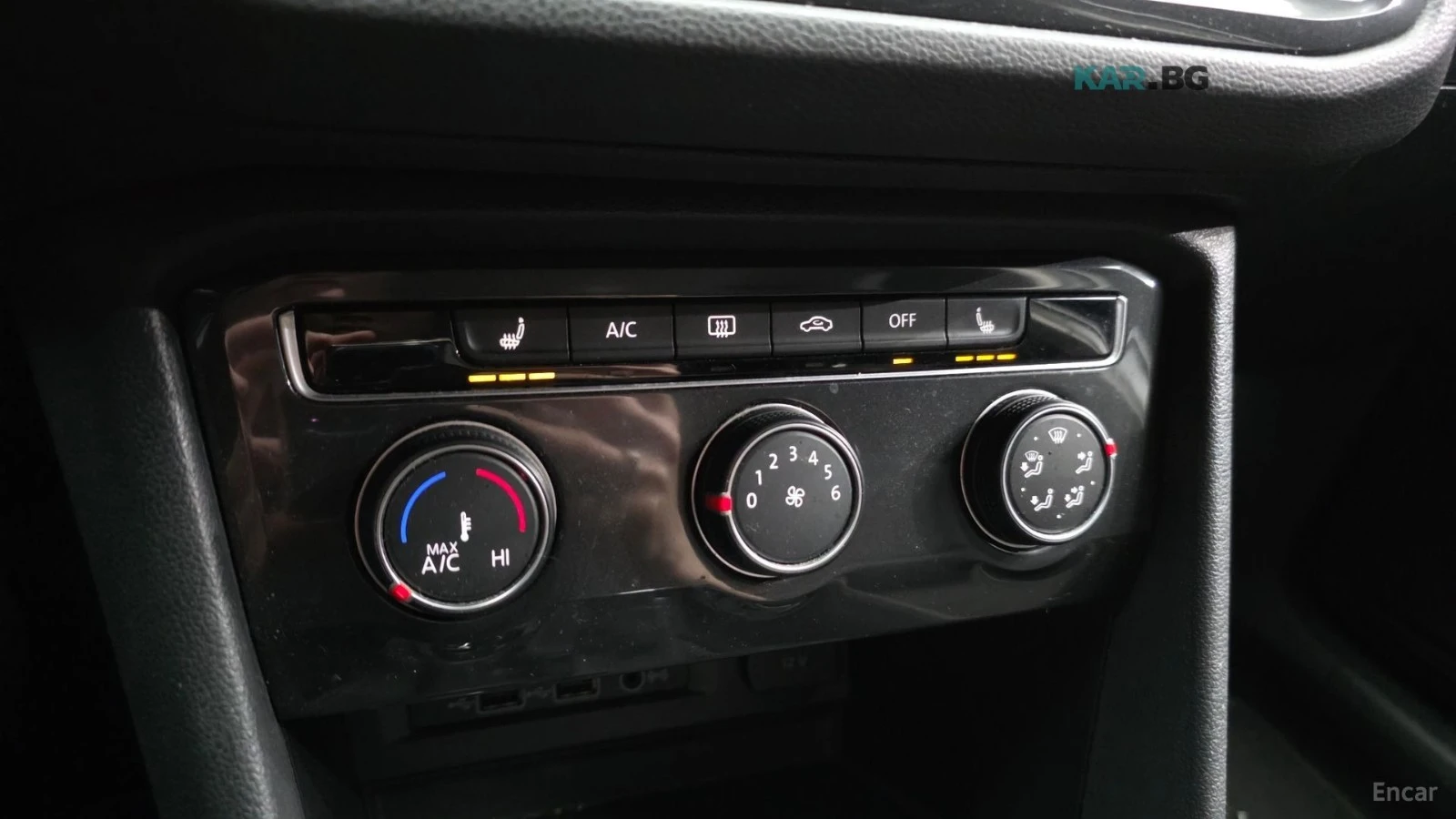 VW Tiguan 2.0 TDI, снимка 15 - Автомобили и джипове - 55296467