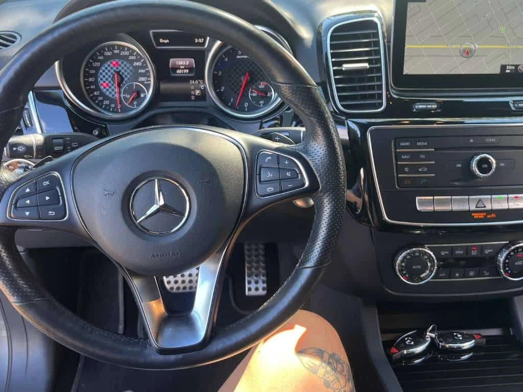 Mercedes-Benz GLC 43 AMG / 360 / DISTRONIC / Harman Kardon / CARFAX , снимка 5 - Автомобили и джипове - 55612770