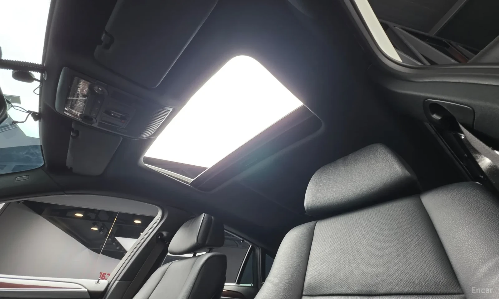 BMW X6 35I* FULL EXTRA* PROVERKA NA MQSTO* , снимка 11 - Автомобили и джипове - 55621843