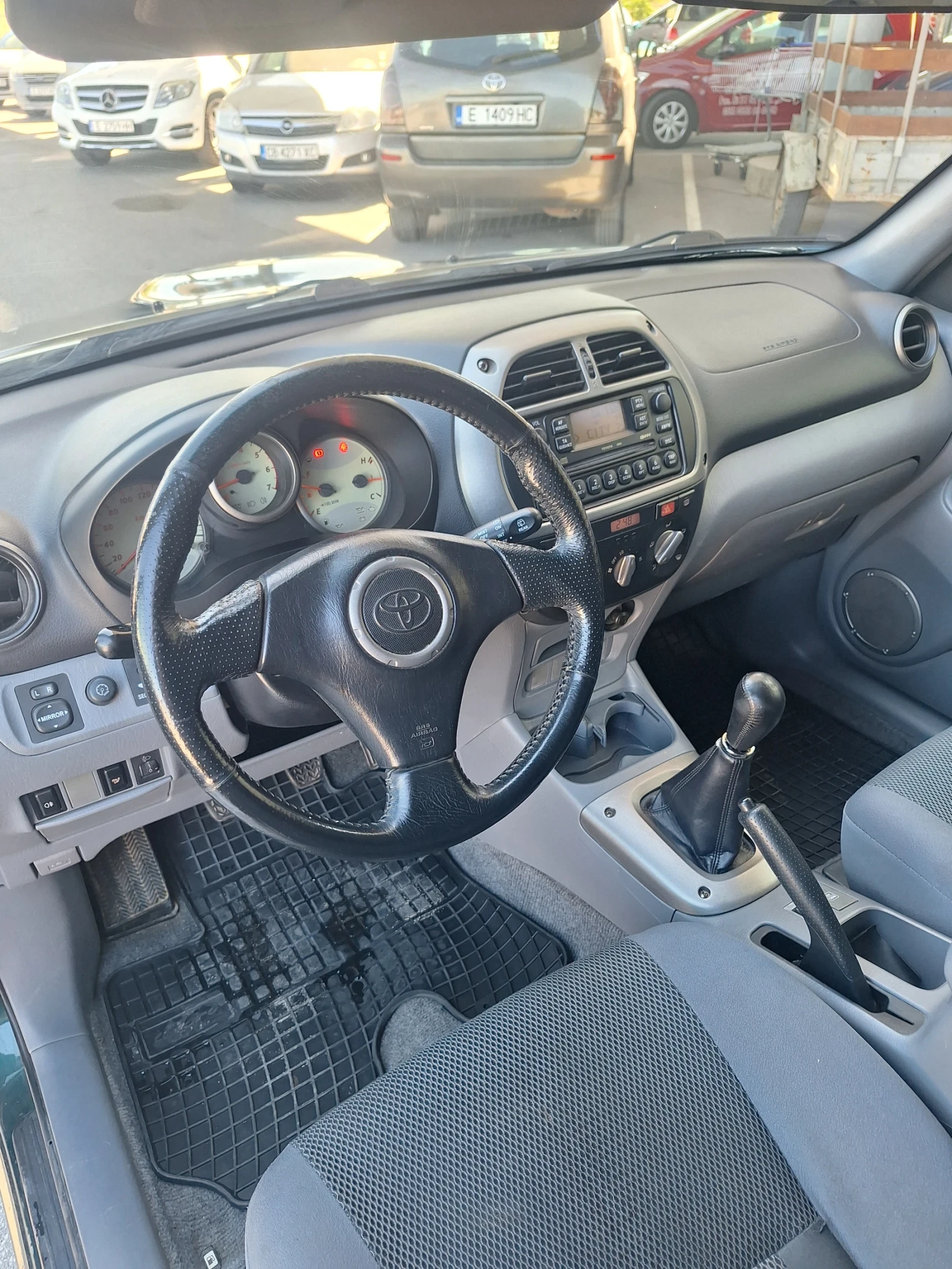 Toyota Rav4 2.0 116hp, снимка 9 - Автомобили и джипове - 56070874