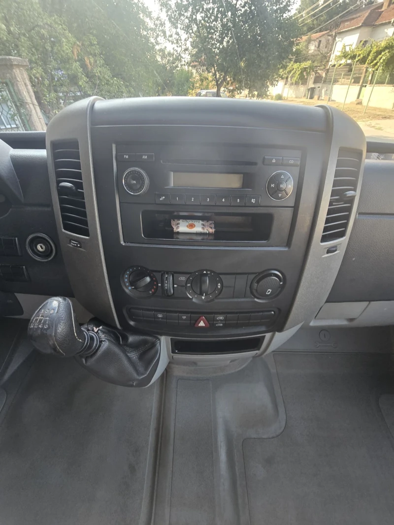 VW Crafter, снимка 6 - Бусове и автобуси - 51864808