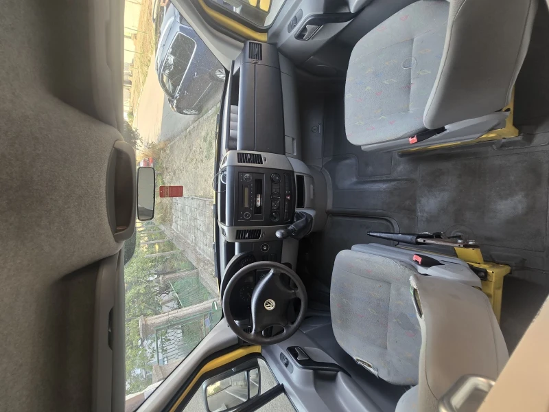 VW Crafter, снимка 9 - Бусове и автобуси - 51864808