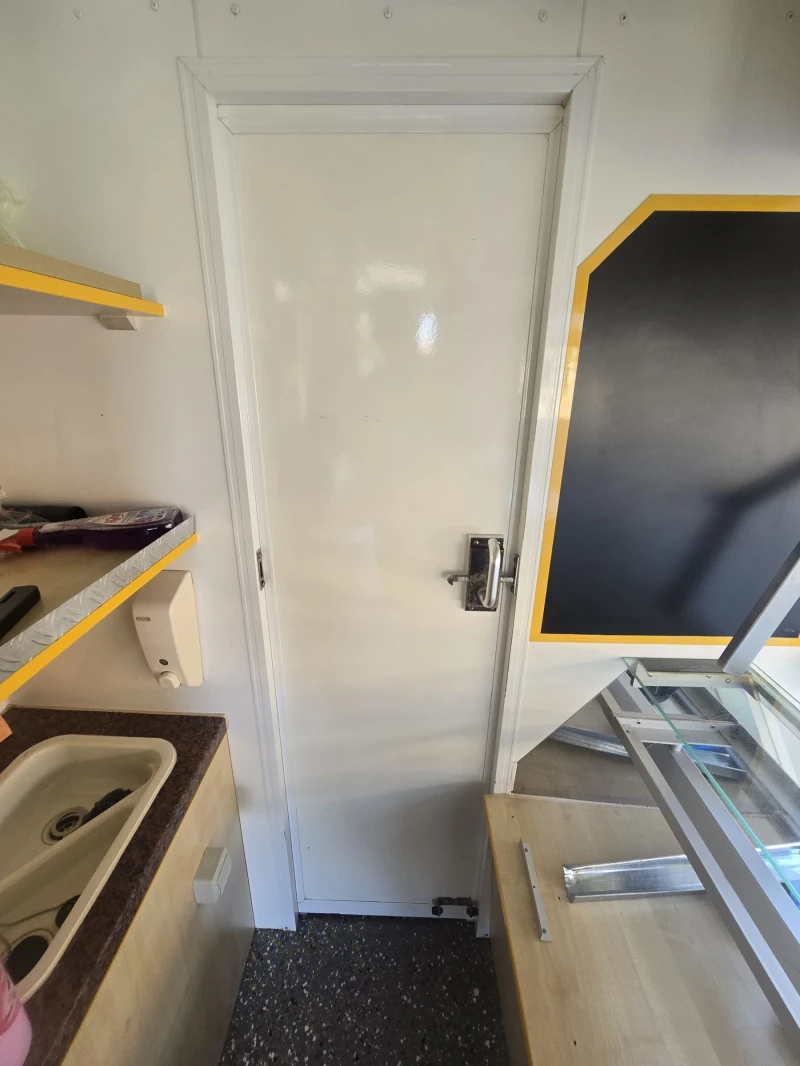 VW Crafter, снимка 10 - Бусове и автобуси - 51864808