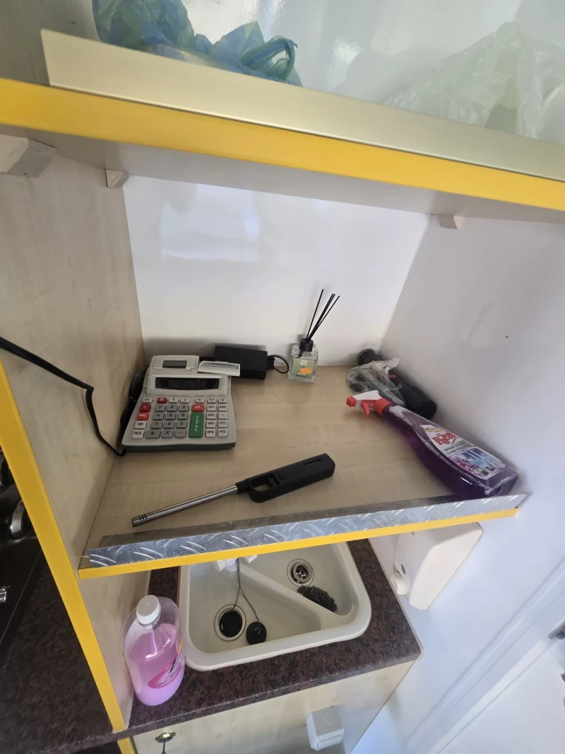 VW Crafter, снимка 13 - Бусове и автобуси - 51864808