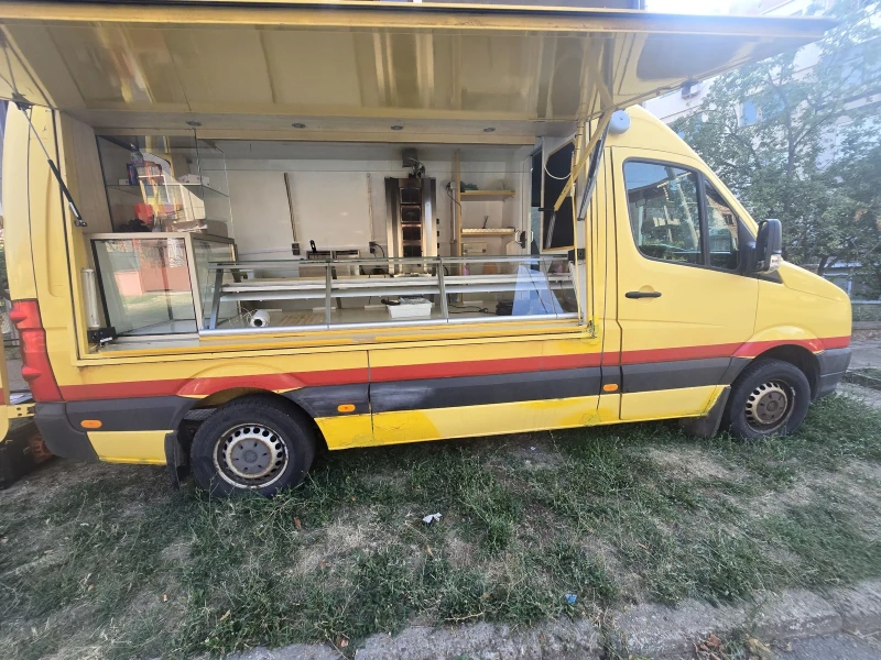 VW Crafter, снимка 2 - Бусове и автобуси - 51864808