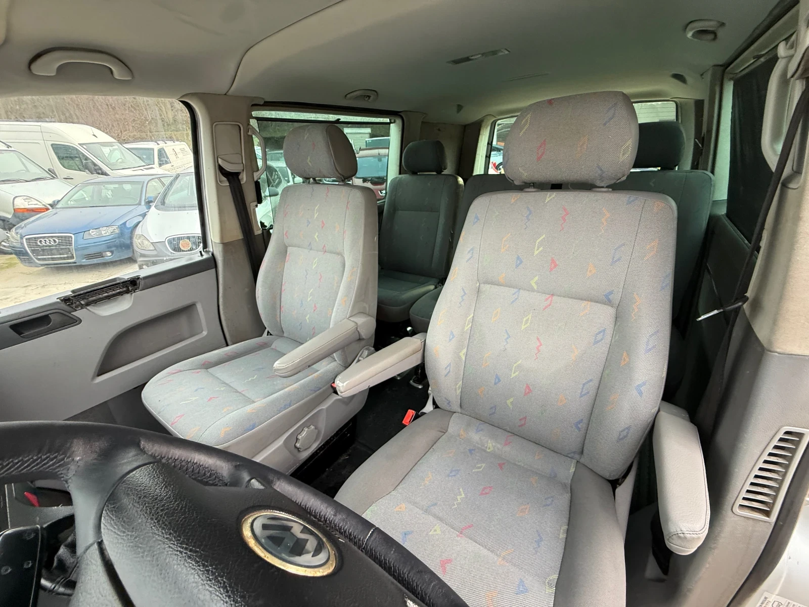 VW T5 2.5TDI ТОВАРОПЪТНИЧЕСКИ, снимка 14 - Бусове и автобуси - 53724967