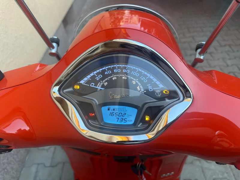 Vespa GTS 300, Швейцария, снимка 5 - Мотоциклети и мототехника - 50892031