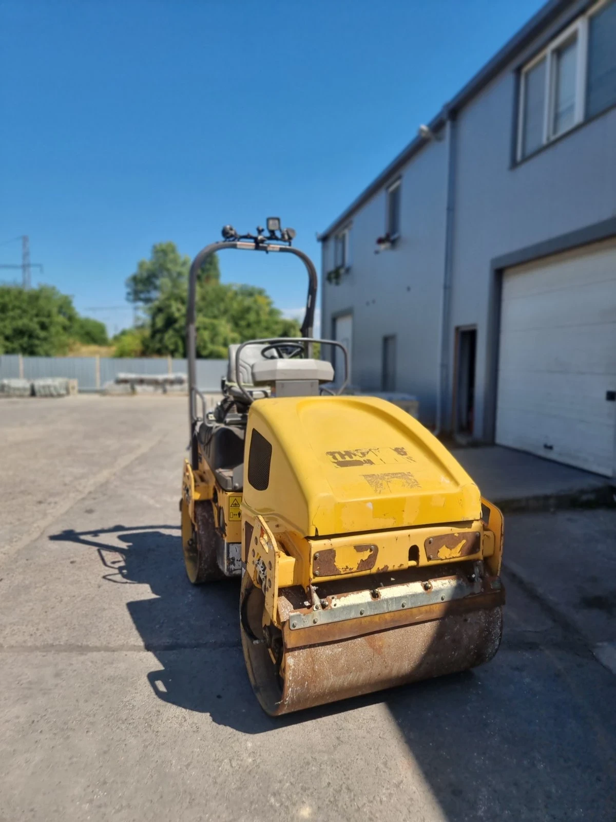 Валяк Volvo RD25, снимка 2 - Индустриална техника - 55493542