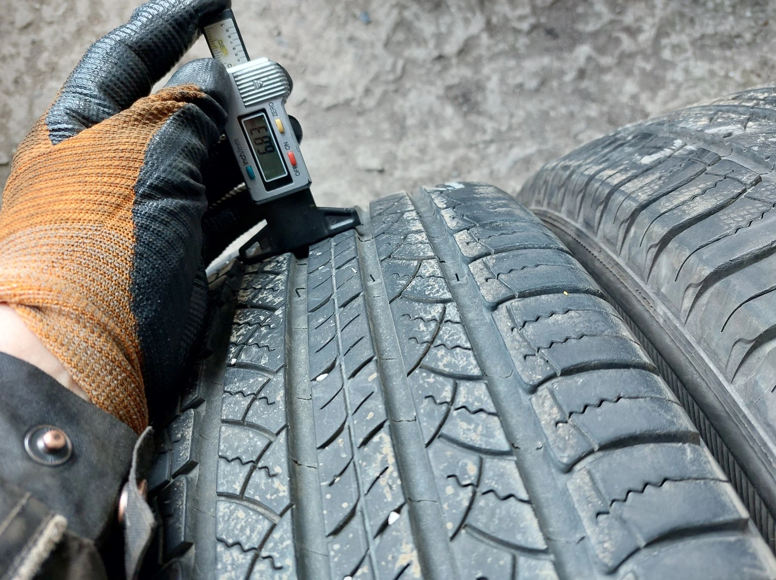 ���� 225/65R17 | Mobile.bg � ����������� 5