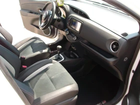 Toyota Yaris 1.5 HIBRID 2020g. 50000 km AVTOMATIK , снимка 11