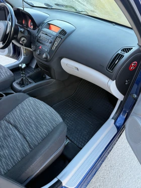 Kia Ceed, снимка 11