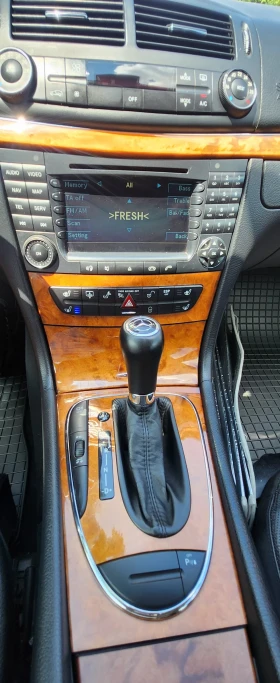 Mercedes-Benz E 280 V6, снимка 6