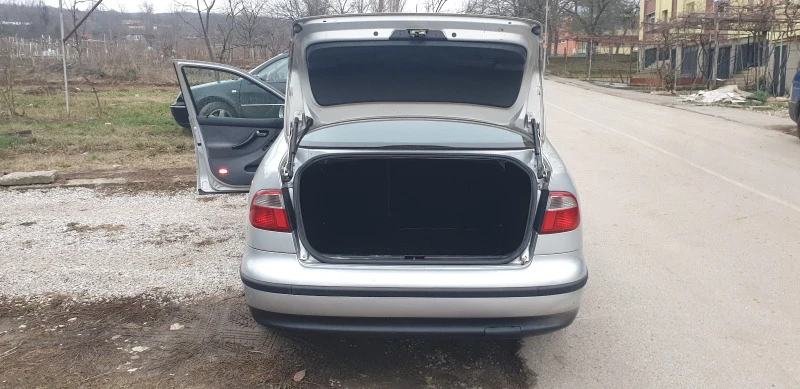 Seat Toledo 1.9 TDI, снимка 11 - Автомобили и джипове - 43358754