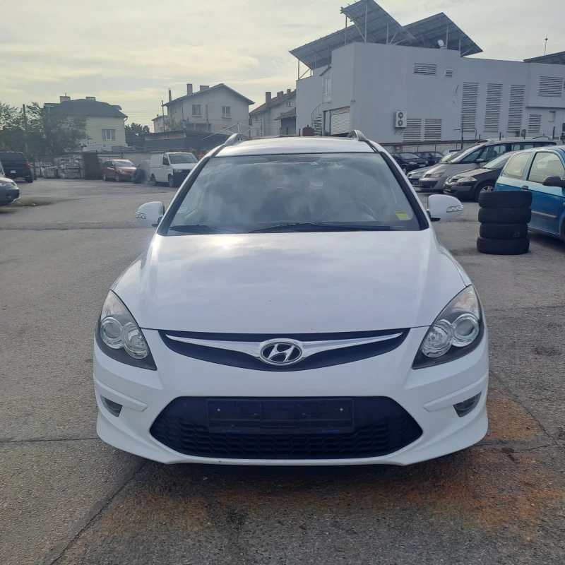 Hyundai I30 1.4, снимка 2 - Автомобили и джипове - 47457946