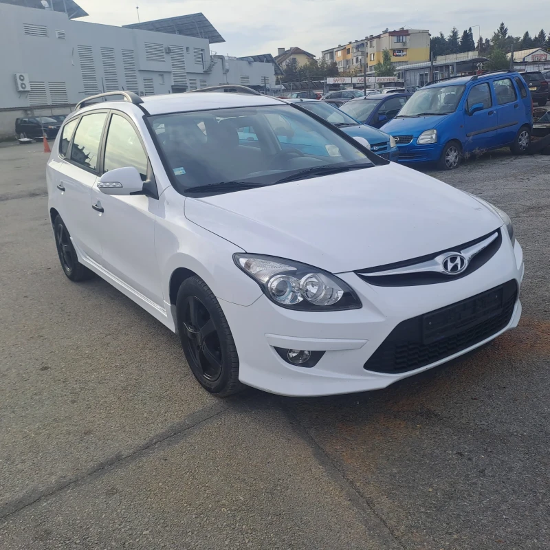 Hyundai I30 1.4, снимка 1 - Автомобили и джипове - 47457946