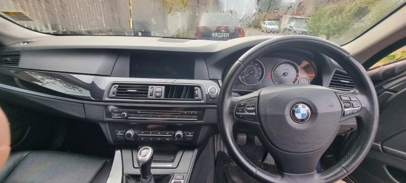 BMW 520 Efficiency Dynamic , снимка 12 - Автомобили и джипове - 47531656