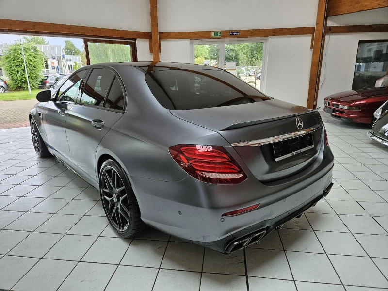 Mercedes-Benz E 63 AMG 63S 4M Pano, снимка 3 - Автомобили и джипове - 47641335