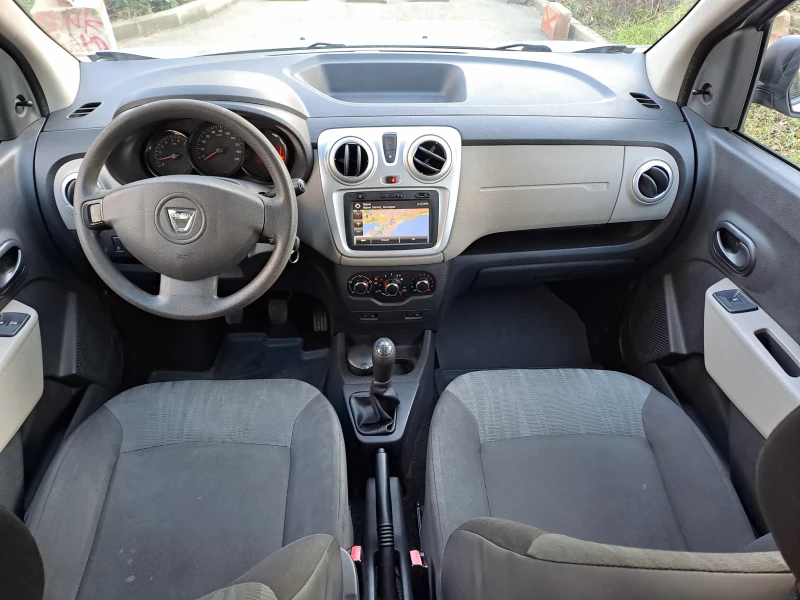 Dacia Lodgy 1.6i 83к.с 7места , снимка 12 - Автомобили и джипове - 48444010