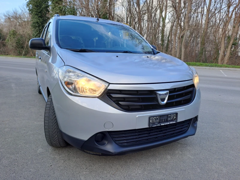 Dacia Lodgy 1.6i 83к.с 7места , снимка 2 - Автомобили и джипове - 48444010