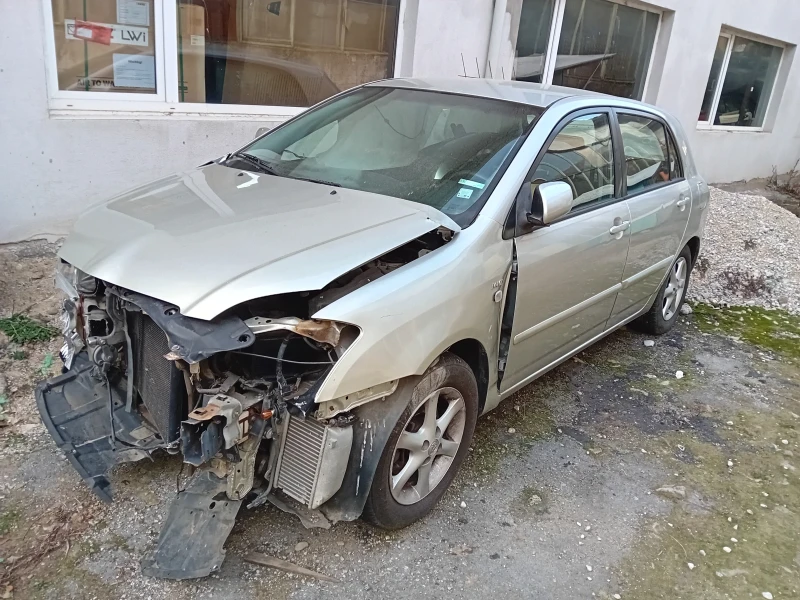 Toyota Corolla АВТОМАТ ПАЛИ И РАБОТИ БРАКУВАНА!!!, снимка 1 - Автомобили и джипове - 49105287