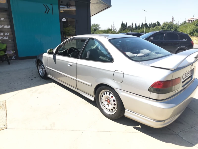 Honda Civic, снимка 6 - Автомобили и джипове - 52015379