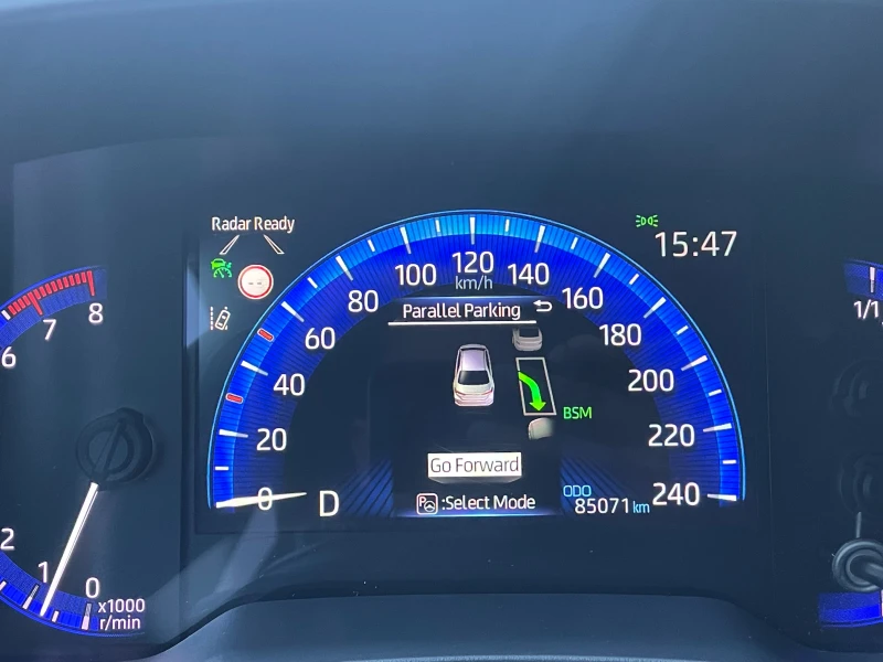 Toyota Corolla 1.6 CVT Luxury Plus- в Гаранция, снимка 9 - Автомобили и джипове - 52710125