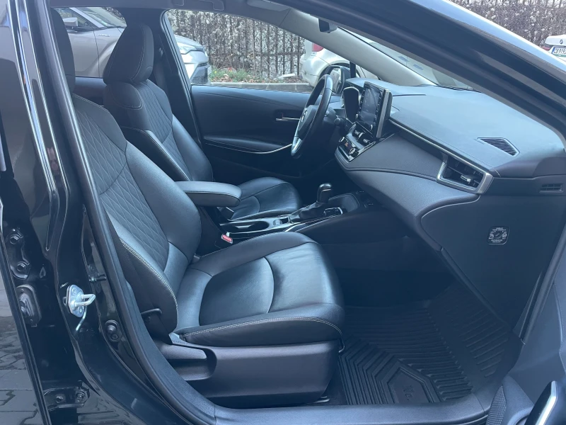 Toyota Corolla 1.6 CVT Luxury Plus- в Гаранция, снимка 14 - Автомобили и джипове - 52710125
