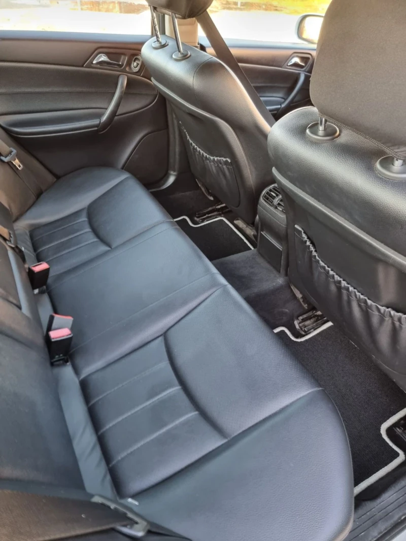 Mercedes-Benz C 200 200CDI, снимка 14 - Автомобили и джипове - 52740652