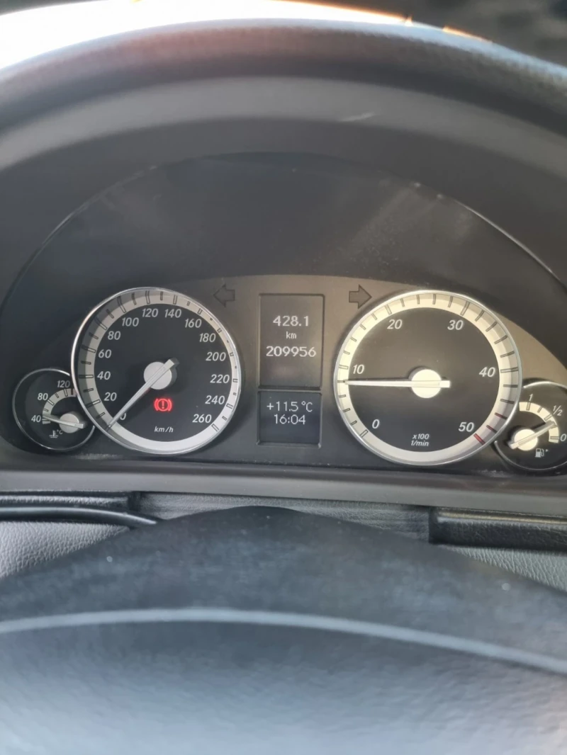 Mercedes-Benz C 200 200CDI, снимка 15 - Автомобили и джипове - 52740652