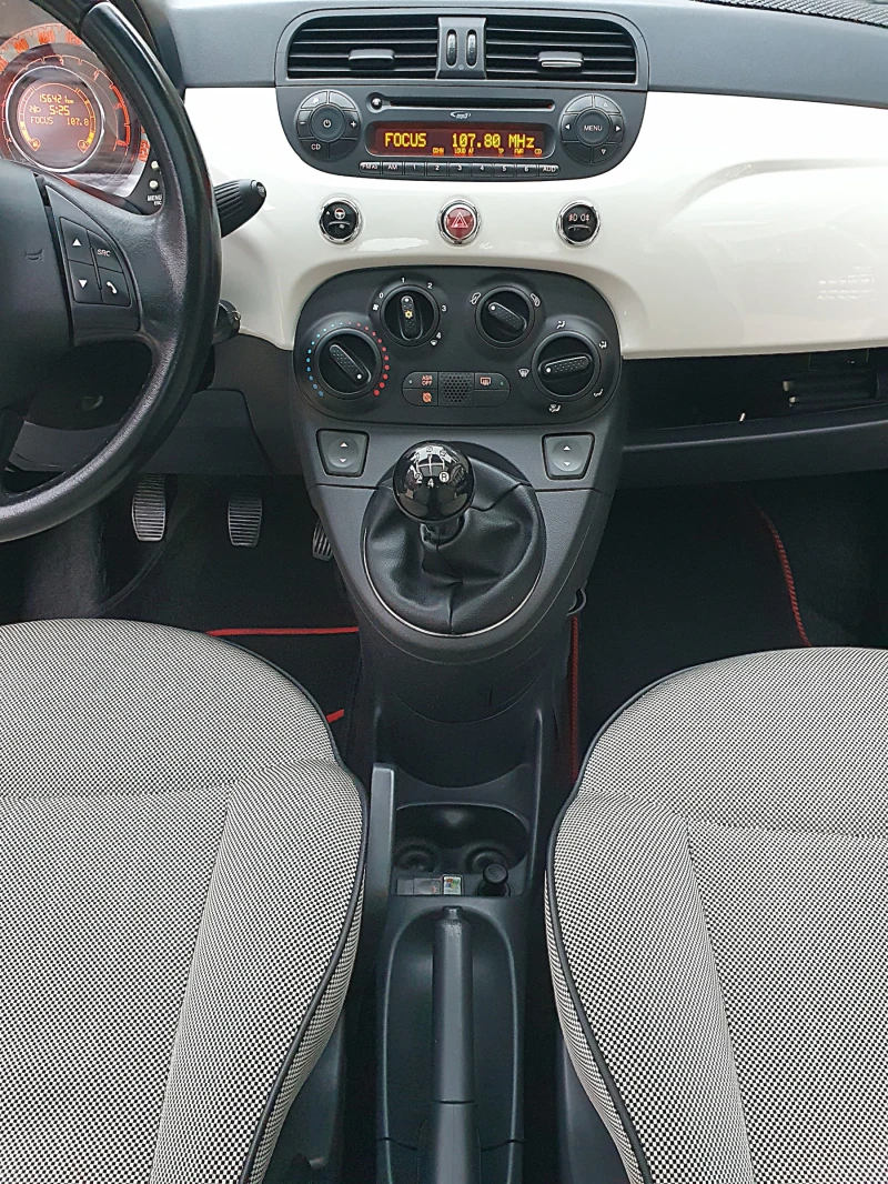 Fiat 500 1.3MJet-ITALIA, снимка 14 - Автомобили и джипове - 52870446