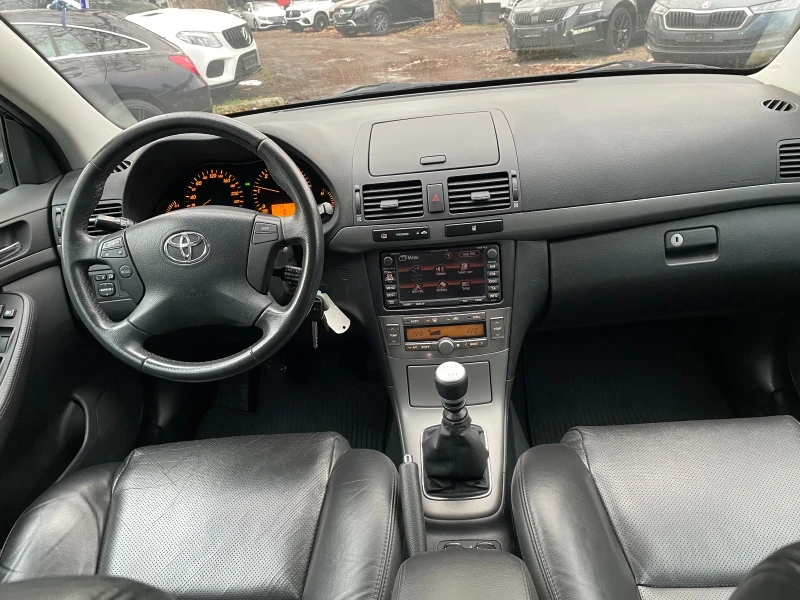 Toyota Avensis 2.0-D4D FACELIFT-НАВИ-КОЖА-КСЕНОН-ТОП, снимка 9 - Автомобили и джипове - 53056814