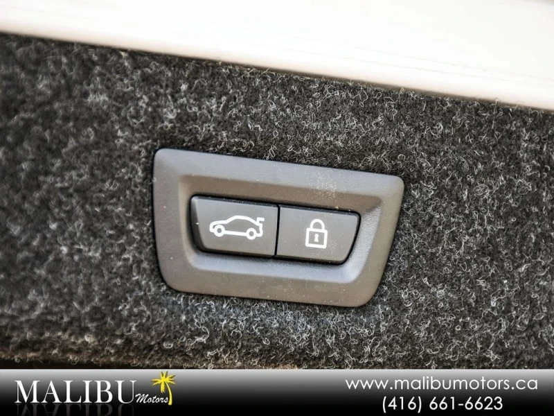 BMW 530 * xDrive * CARFAX * ЦЕНА ДО БГ, снимка 11 - Автомобили и джипове - 53113793