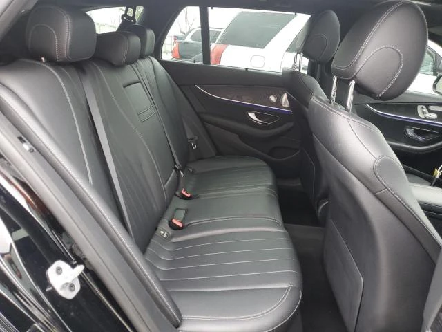 Mercedes-Benz E 450 * 4MATIC * CarFax * * АвтоКредит - изображение 10