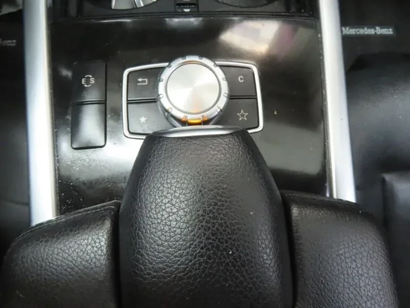 Mercedes-Benz E 300 Avantgarde - САМО 30% АВАНС, снимка 12 - Автомобили и джипове - 56002499