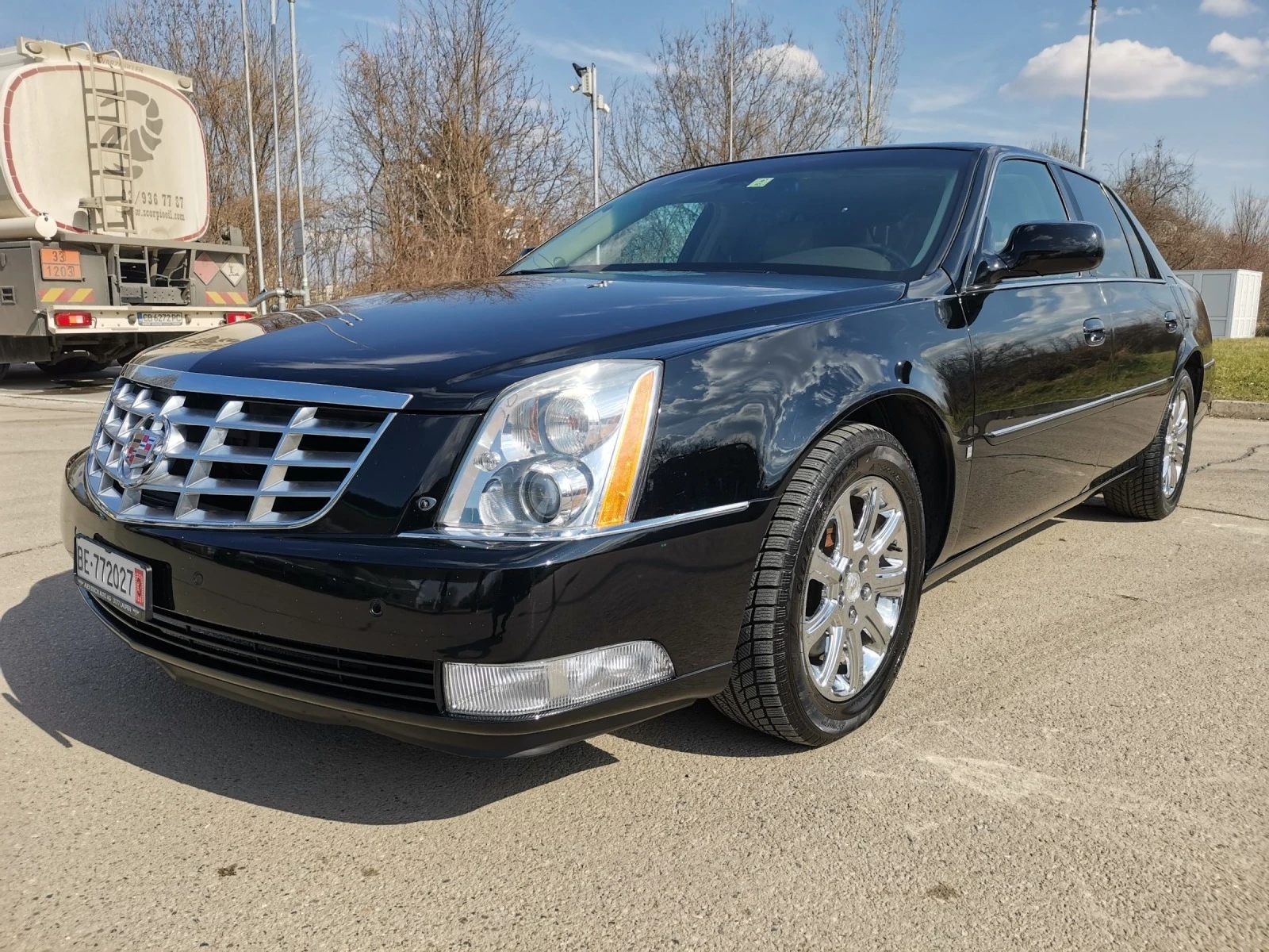 Cadillac DTS 4.6 SWISS - изображение 3