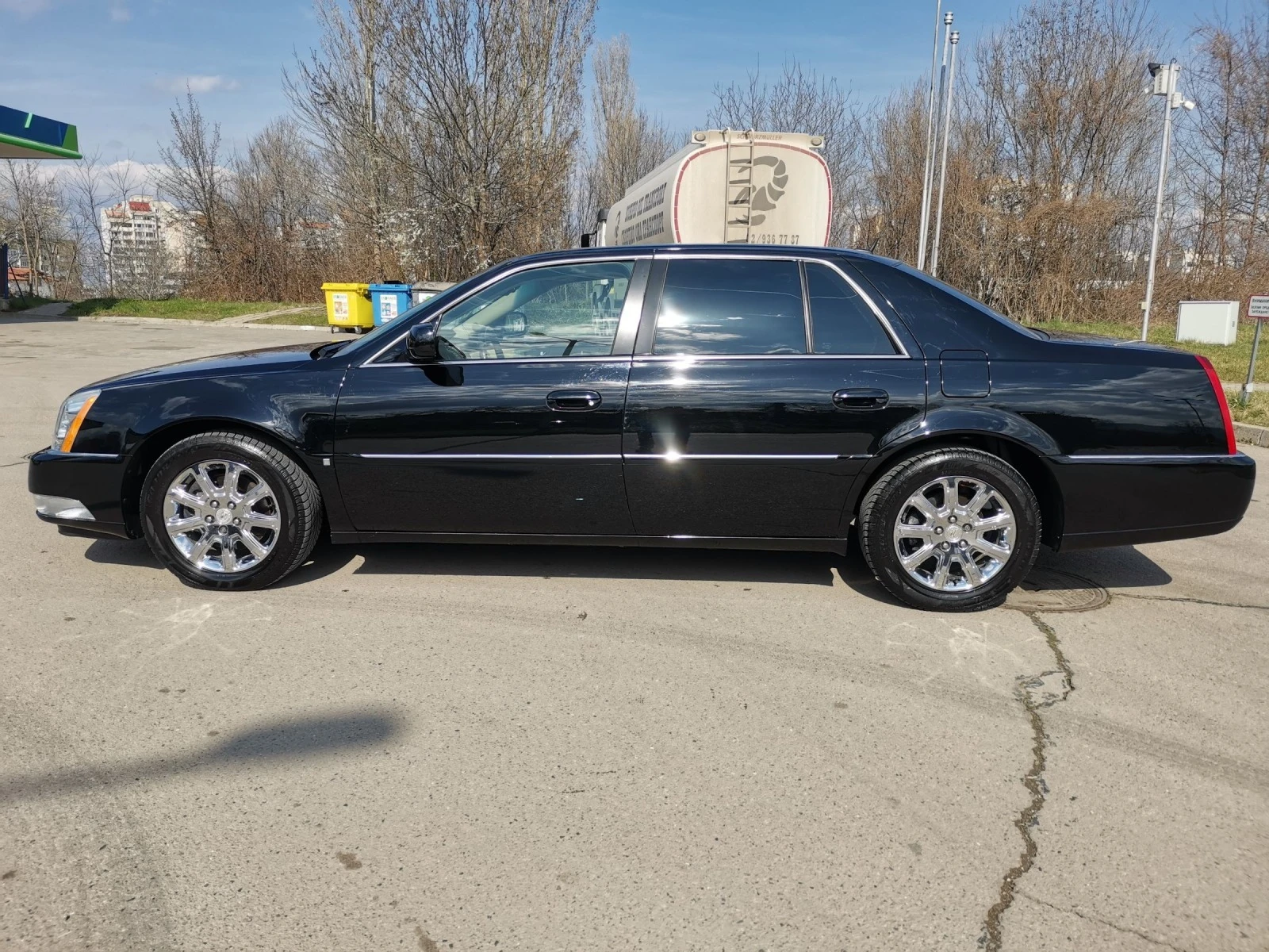 Cadillac DTS 4.6 SWISS - изображение 4