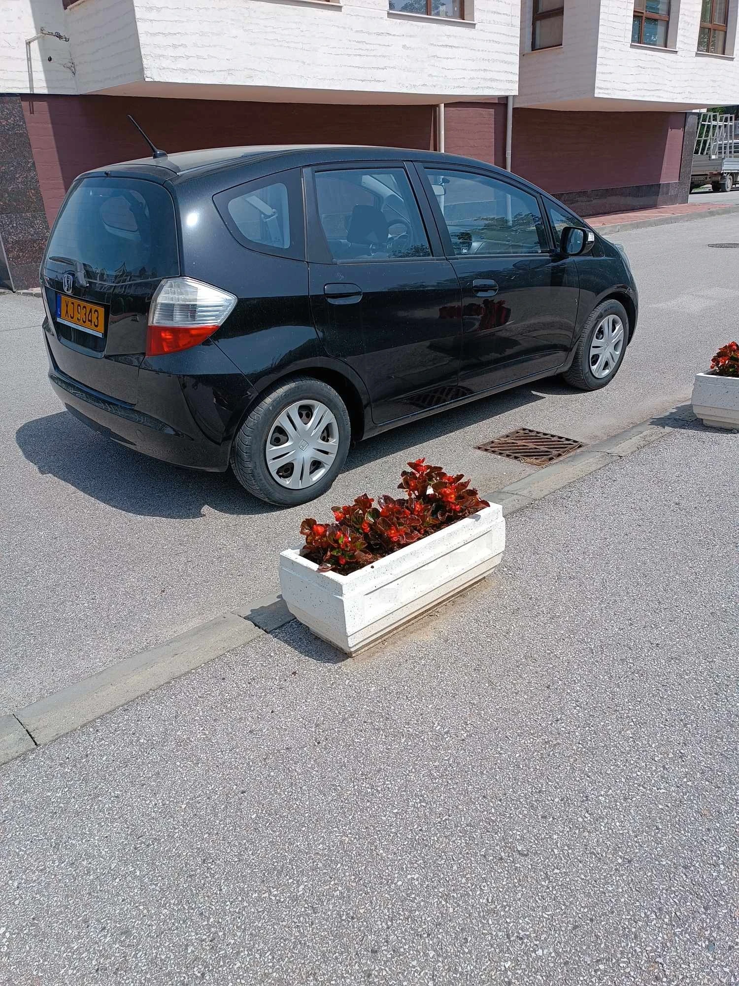 Honda Jazz 1.3  | Mobile.bg   12