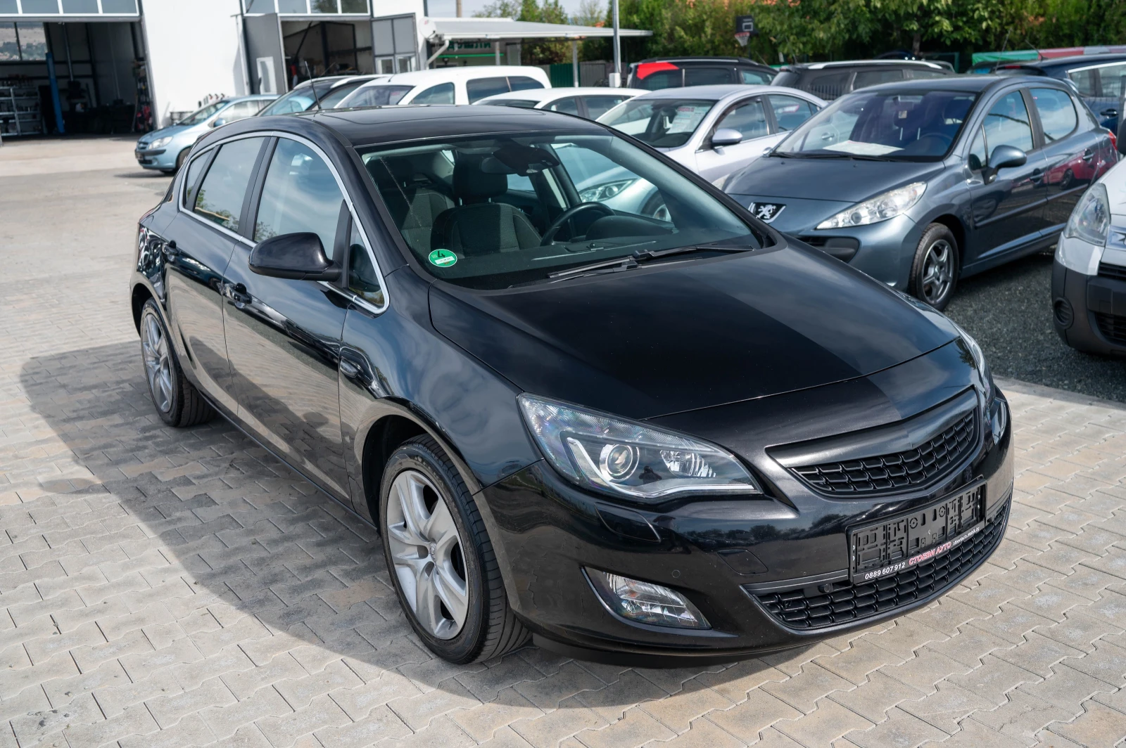 Opel Astra 1.4T* 140кс.* 2010г* LED* Ксенон - изображение 5