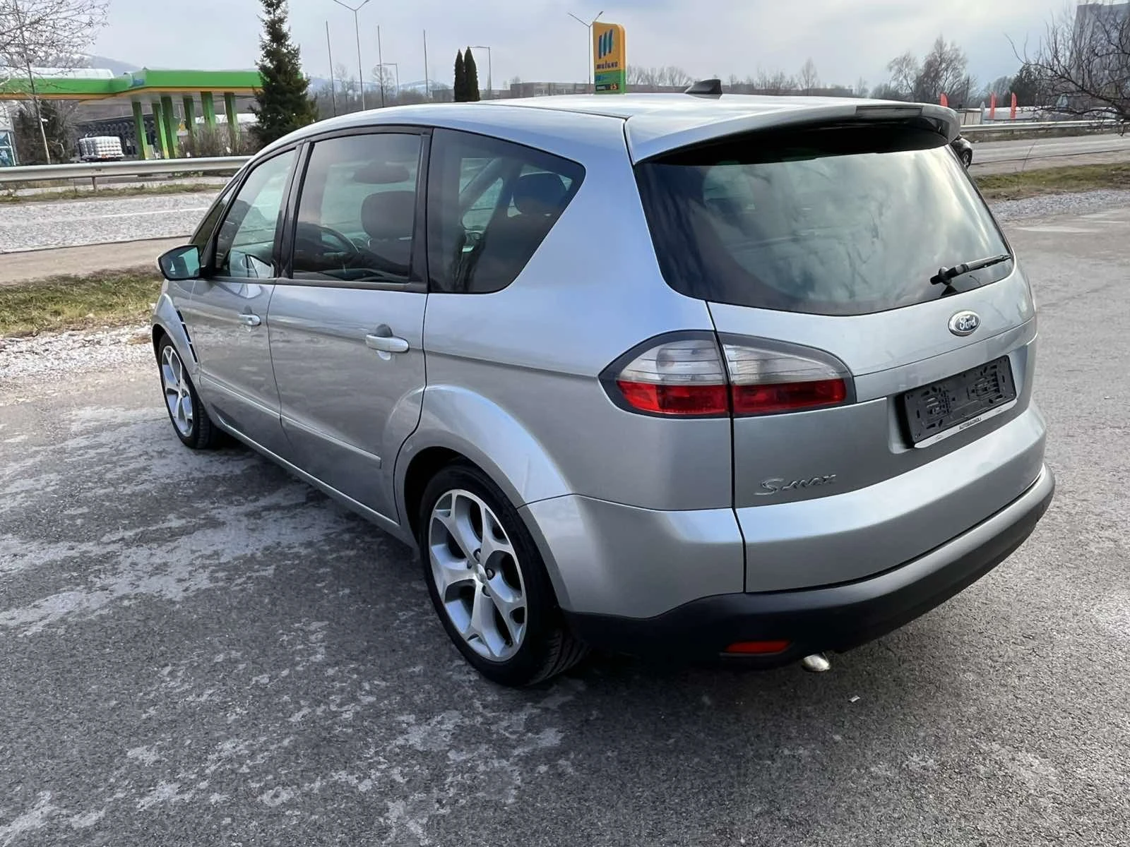 Ford S-Max 2.0TDI 140кс 6 СКОРОСТИ АВТОПИЛОТ ПАНОРАМА ВНОС ИТ - изображение 5