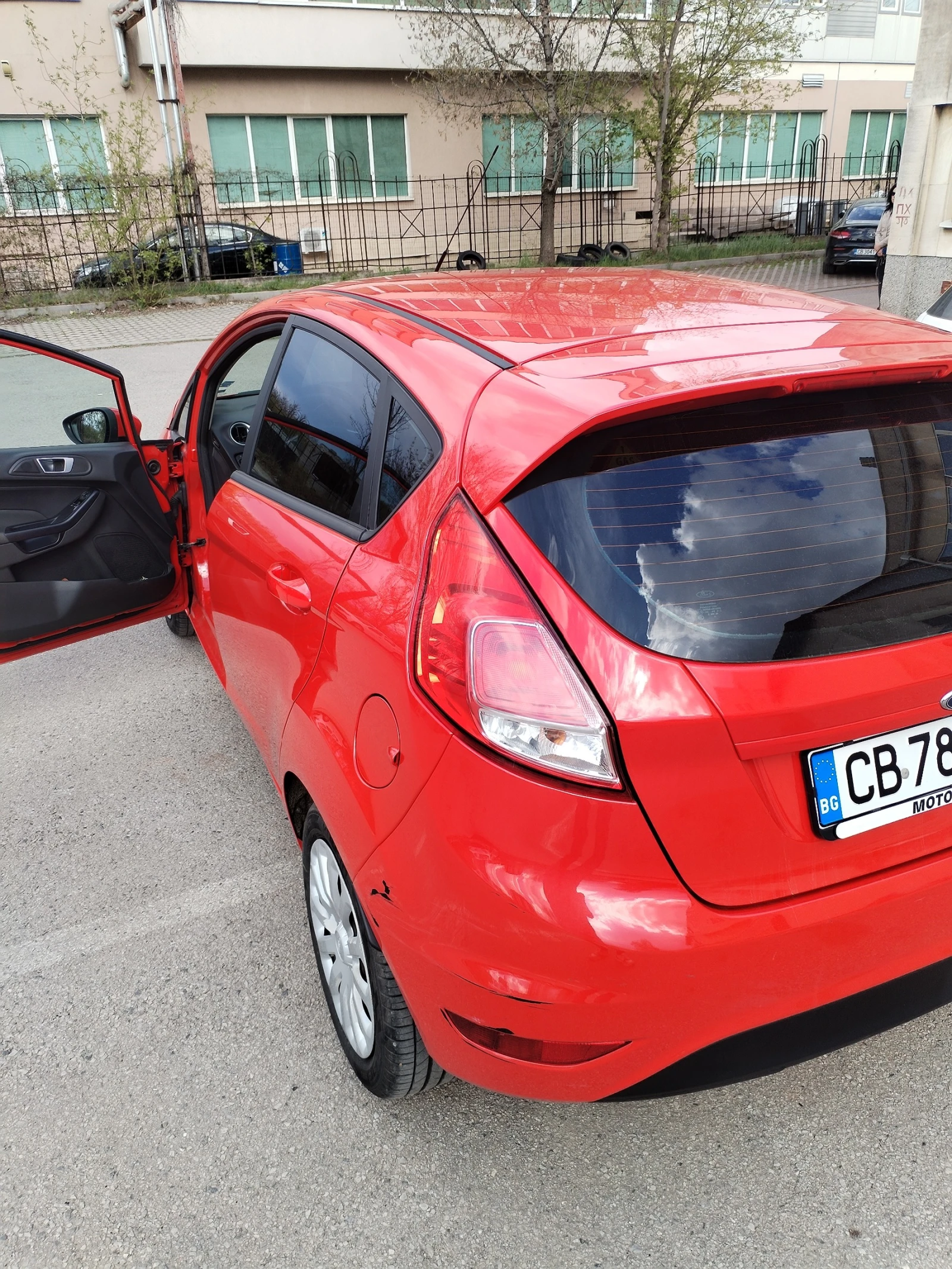 Ford Fiesta 1.25 бензин - изображение 8