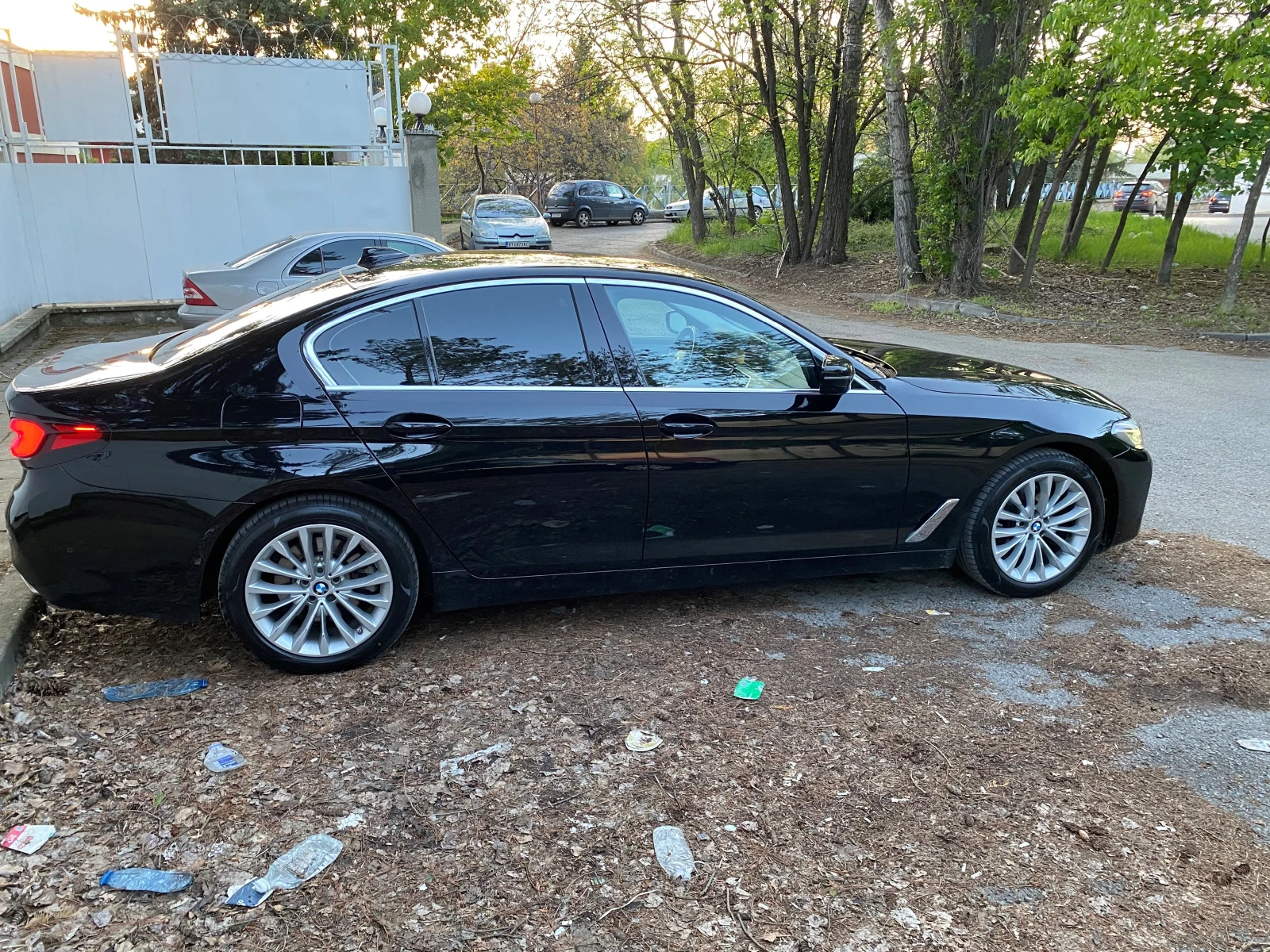 BMW 520 d Гаранция; Harmon Kardon; 1 собственик - изображение 8