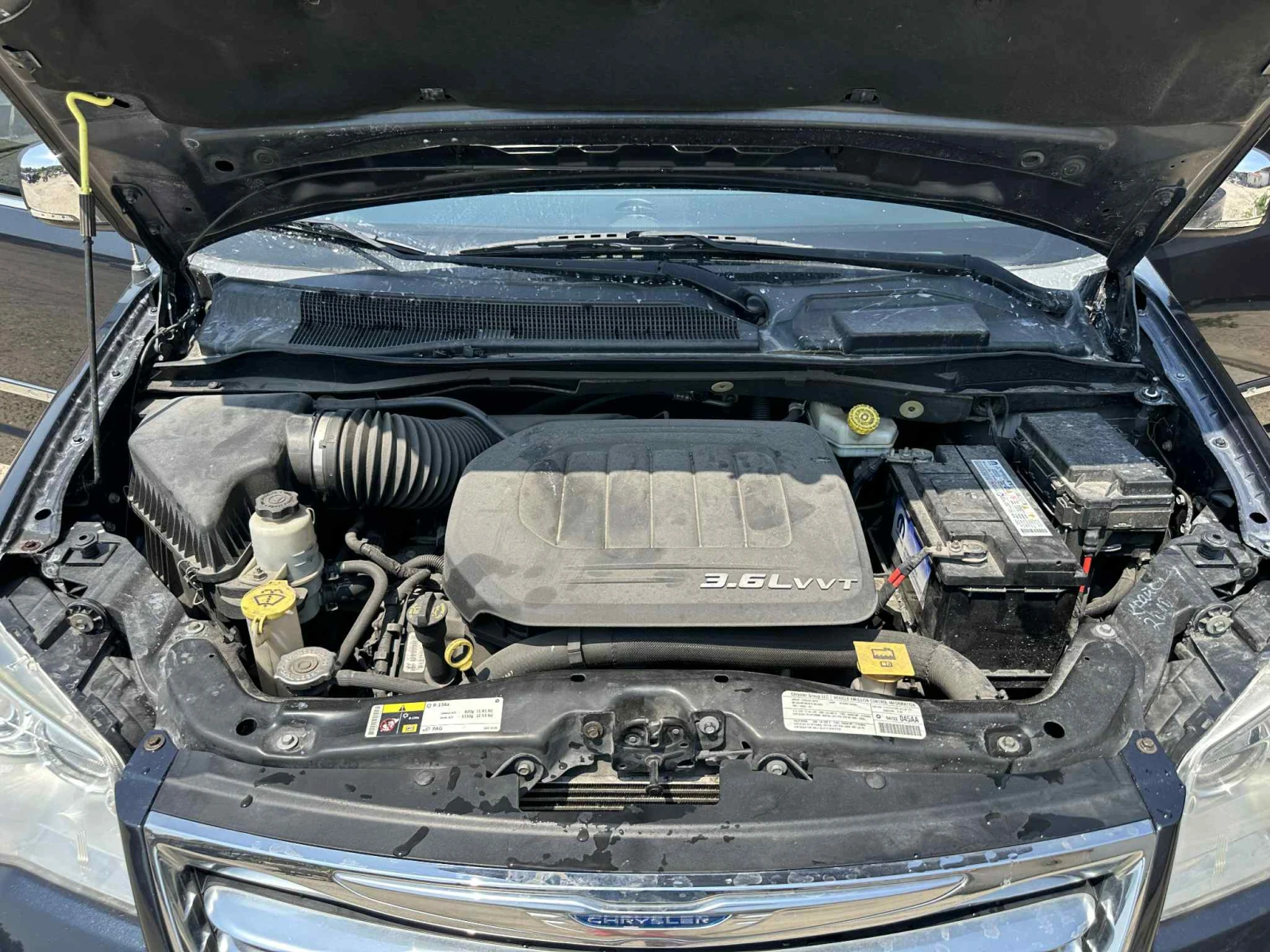 Chrysler Town and Country 3, 6 LIMITED - изображение 9