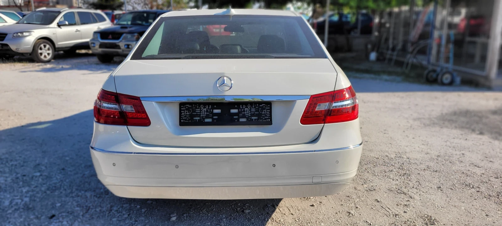 Mercedes-Benz E 220  - изображение 6