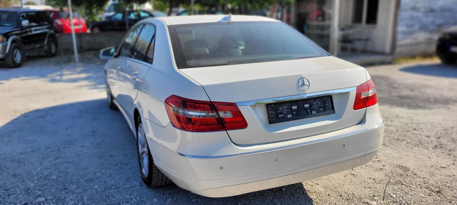 Mercedes-Benz E 220  - изображение 7
