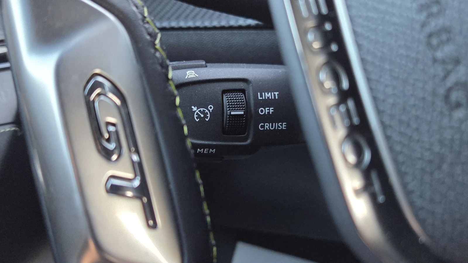 Peugeot 208 GT//Full LED/Navi/KEY LESS | Mobile.bg   15