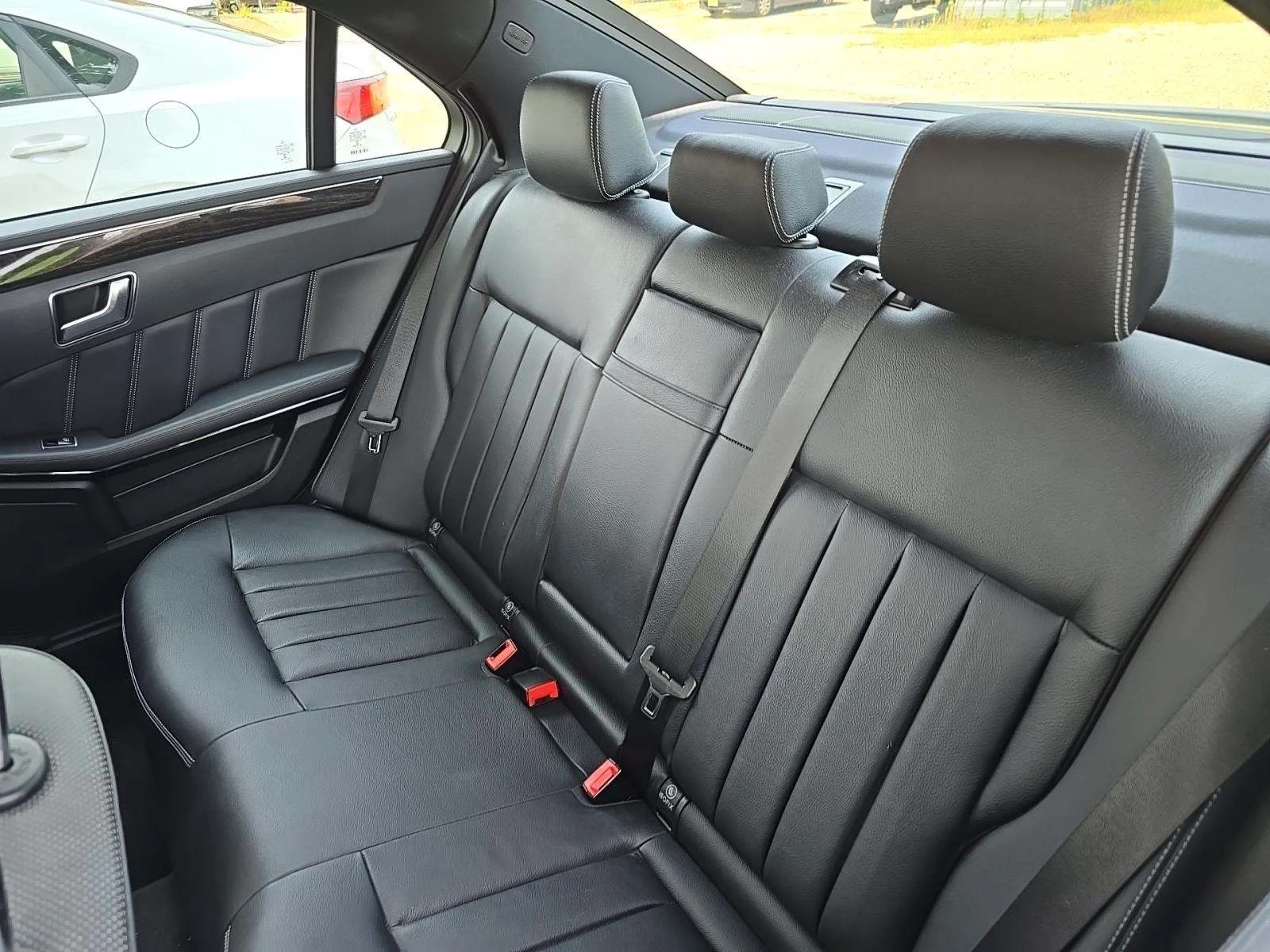 Mercedes-Benz E 400 * CARFAX *    | Mobile.bg   10